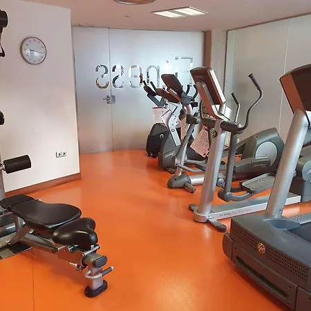 Hotell Port Azafata Valencia Manises